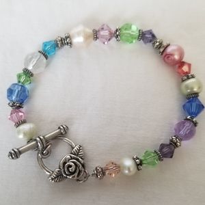 Pearls & Crystals Bracelet